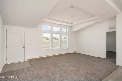 25200 N Enid Drive, Paulden, AZ 86334 - Photo 2