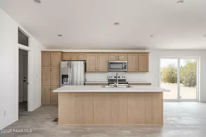 25200 N Enid Drive, Paulden, AZ 86334 - Photo 10