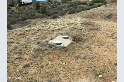 18351 S Peeples Valley Road, Peeples Valley, AZ 86332 - Photo 14