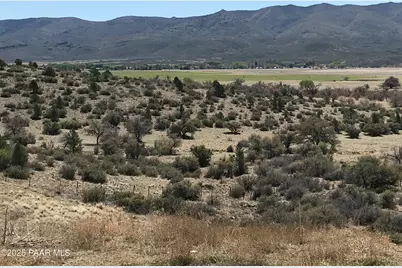 18351 S Peeples Valley Road, Peeples Valley, AZ 86332 - Photo 12