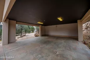 18250 S Backwoods Trail, Kirkland, AZ 86332 - Photo 12