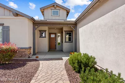 8737 N Mare Street, Prescott Valley, AZ 86315 - Photo 2
