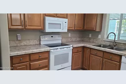 2146 Jackrabbit Drive #2146, Dewey-Humboldt, AZ 86327 - Photo 12