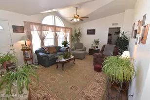 26360 Solano Dr, Seligman, AZ 86337 - Photo 10