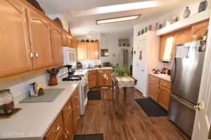 26360 Solano Dr, Seligman, AZ 86337 - Photo 12