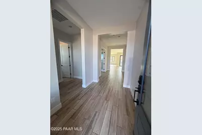 5685 E Blackburn Court, Prescott Valley, AZ 86314 - Photo 10