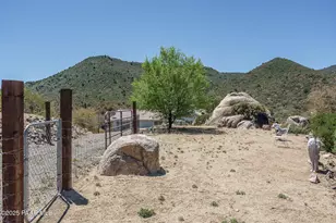 10570 W Cherry Creek Rd, Dewey-Humboldt, AZ 86327 - Photo 18