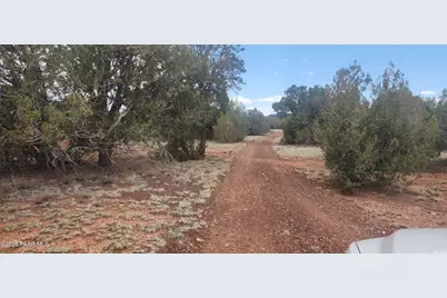 36950 W Avenida Del Destino, Seligman, AZ 86337 - Photo 6