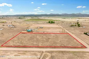 3225 W Rocky Rd, Paulden, AZ 86334 - Photo 1