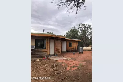 56539 N El Parque Lane, Seligman, AZ 86337 - Photo 2