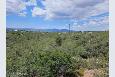 8065 W Framingham Road, Kirkland, AZ 86332 - Photo 6