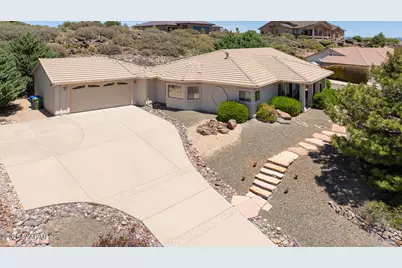 888 S Lakeview Drive, Prescott, AZ 86301 - Photo 2