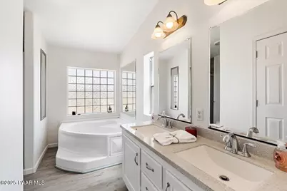 24175 N Los Angeles Street, Paulden, AZ 86334 - Photo 18