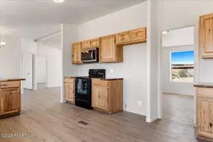 24175 N Los Angeles St, Paulden, AZ 86334 - Photo 12