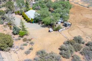 9495 E Marilyn Ln, Dewey-Humboldt, AZ 86327 - Photo 12