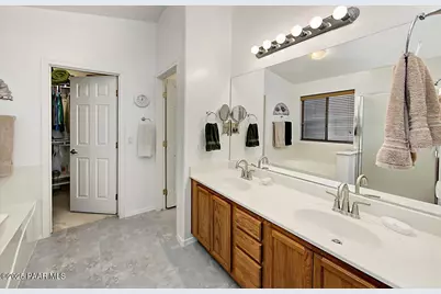 7431 E Shepherd Hill Lane, Prescott Valley, AZ 86315 - Photo 10