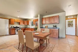 42884 N Purcell Canyon Dr, Seligman, AZ 86337 - Photo 8