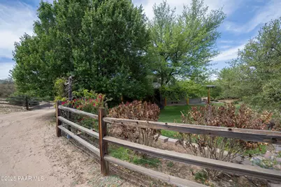 770 S Grisby Road, Skull Valley, AZ 86338 - Photo 4