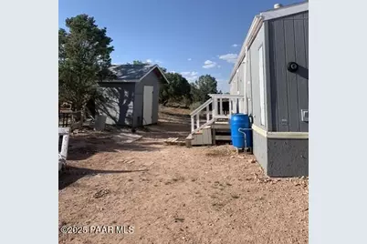 61333 N Rough Rock Rd, Seligman, AZ 86337 - Photo 4