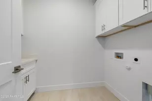 7627 E Louie Ln, Prescott Valley, AZ 86315 - Photo 2