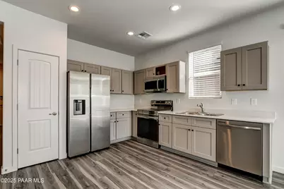 175 N Village Way #65, Dewey-Humboldt, AZ 86327 - Photo 6