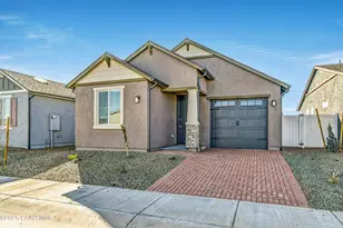 175 N Village Way, Dewey-Humboldt, AZ 86327 - Photo 2