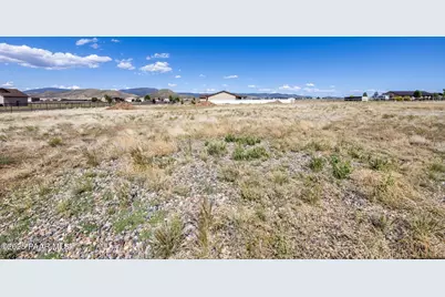 9337 E Pronghorn Lane, Prescott Valley, AZ 86315 - Photo 6