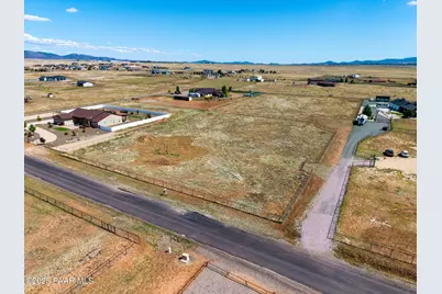 9337 E Pronghorn Lane, Prescott Valley, AZ 86315 - Photo 14