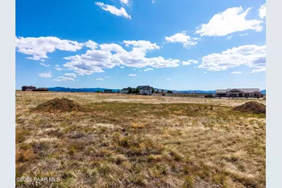 9337 E Pronghorn Lane, Prescott Valley, AZ 86315 - Photo 16