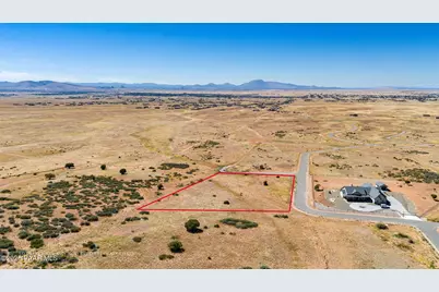 10500 E Ventura Way, Prescott Valley, AZ 86315 - Photo 2