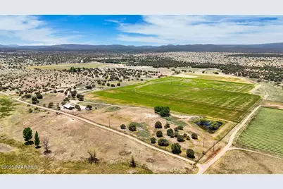 10825 W Strickland Wash Road, Prescott, AZ 86305 - Photo 16