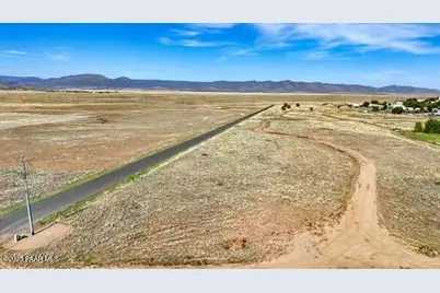 8485 E Roundup Drive, Prescott Valley, AZ 86314 - Photo 6