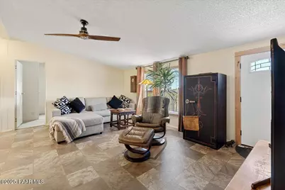 20253 E Conestoga Drive, Cordes Lakes, AZ 86333 - Photo 10