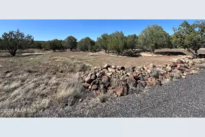 9188 W Gleed Station Road, Ash Fork, AZ 86320 - Photo 18