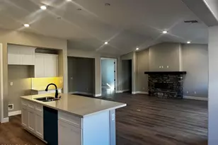 8679 N Suzanna Dr, Prescott Valley, AZ 86315 - Photo 10