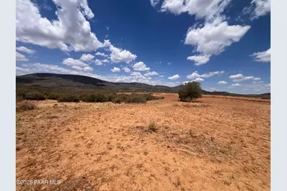 1100C S Iron Springs Road, Skull Valley, AZ 86338 - Photo 18