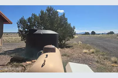 1400 Tanner, Ash Fork, AZ 86320 - Photo 8