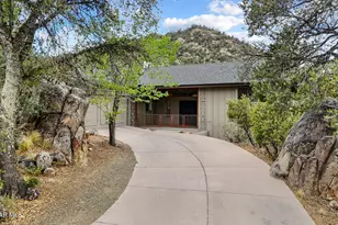 2008 Forest Hills Rd, Prescott, AZ 86303 - Photo 2