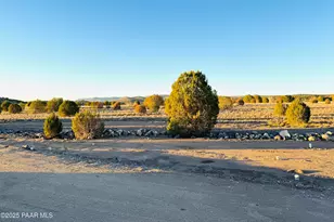 1170 E Cougar Rdg Rd, Paulden, AZ 86334 - Photo 22