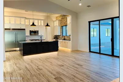1170 E Cougar Ridge Road, Paulden, AZ 86334 - Photo 4