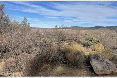 8470-256 W Webster Road, Wilhoit, AZ 86332 - Photo 10