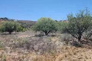 16760 Cordes W Cir, Mayer, AZ 86333 - Photo 1