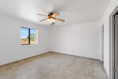 819 Winchester Way, Dewey-Humboldt, AZ 86327 - Photo 14