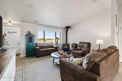 1725 W Bumblebee Drive, Chino Valley, AZ 86323 - Photo 10