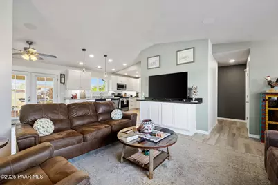 1725 W Bumblebee Drive, Chino Valley, AZ 86323 - Photo 4