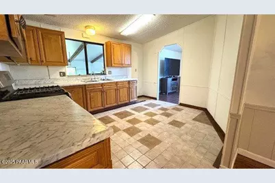 12921 E Central Avenue, Mayer, AZ 86333 - Photo 8