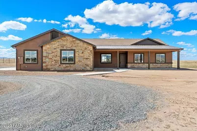 7790 N Copperfield Parkway, Prescott Valley, AZ 86315 - Photo 2