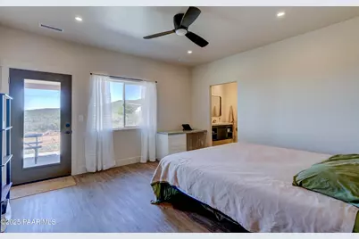 15963 Valentine Lane, Dewey-Humboldt, AZ 86327 - Photo 20