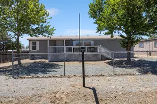 17273 E Apricot Ln, Mayer, AZ 86333 - Photo 36