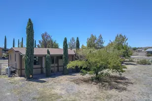 20415 E Sierra Dr, Mayer, AZ 86333 - Photo 2